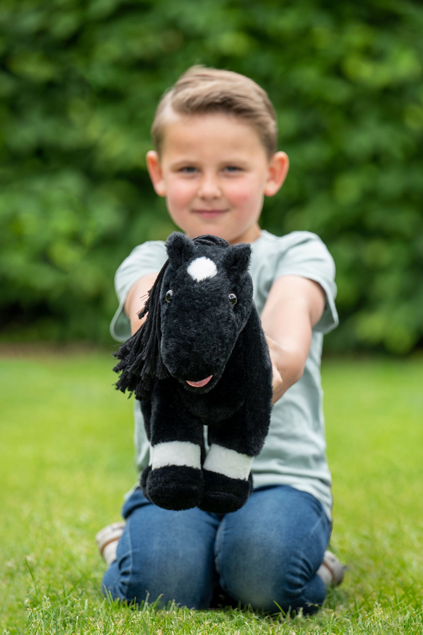 HKM Cuddly Pony- Black Beauty