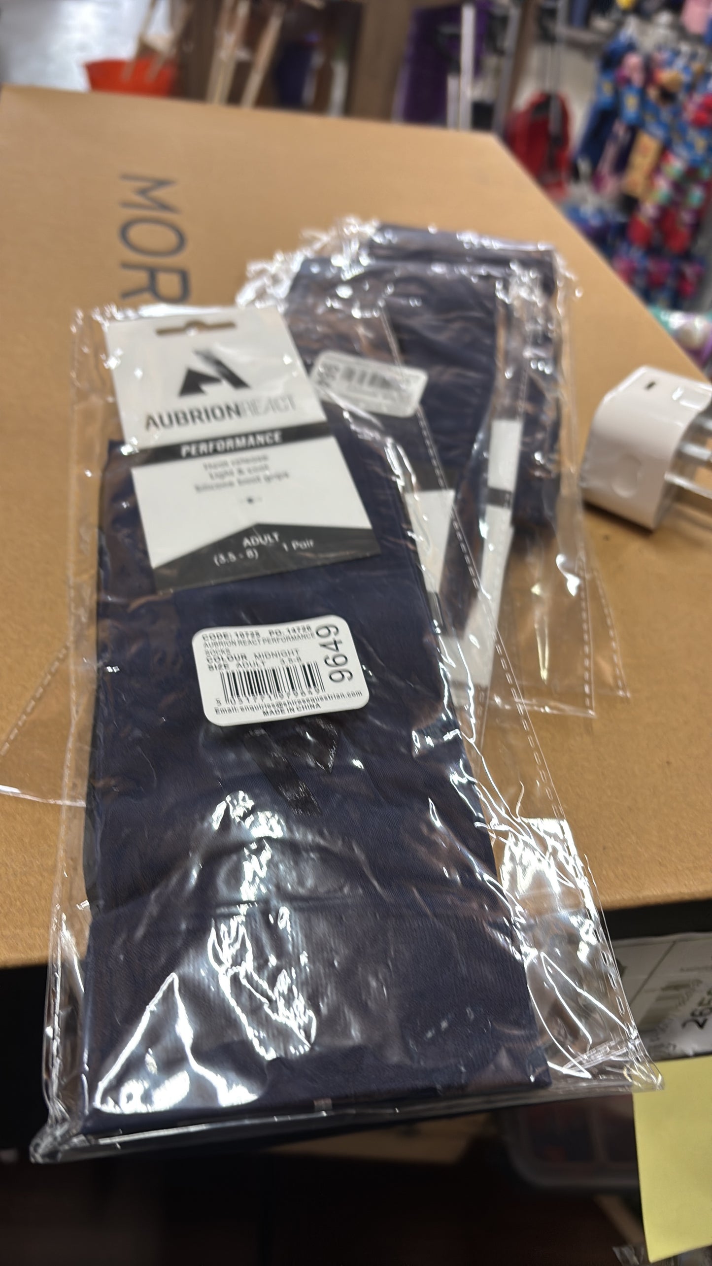 Aubrion React Performance Socksr- Adults- Midnight