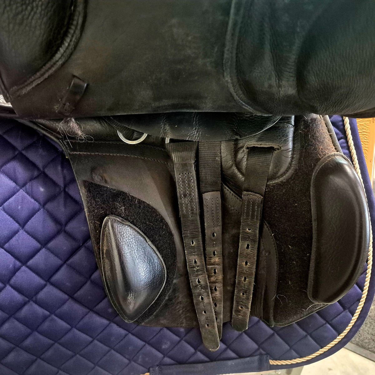17.5" Kent and Masters 3 Series Saddle