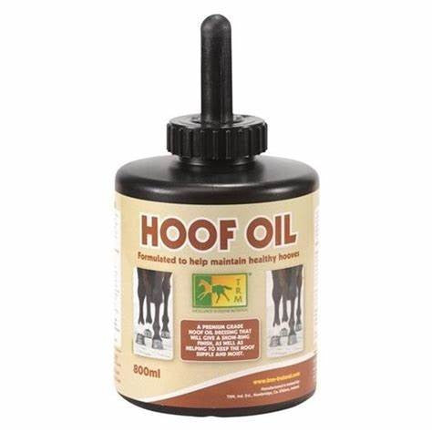 Turfmasters Hoof Oil Can with Brush