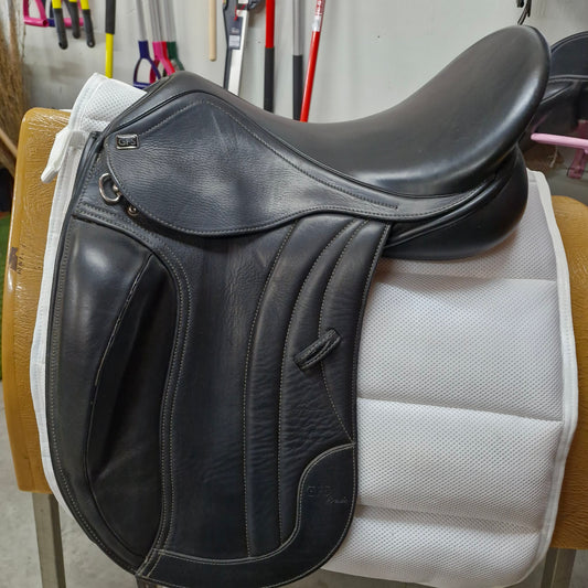17.5" GFS Monarch Dressage Saddle