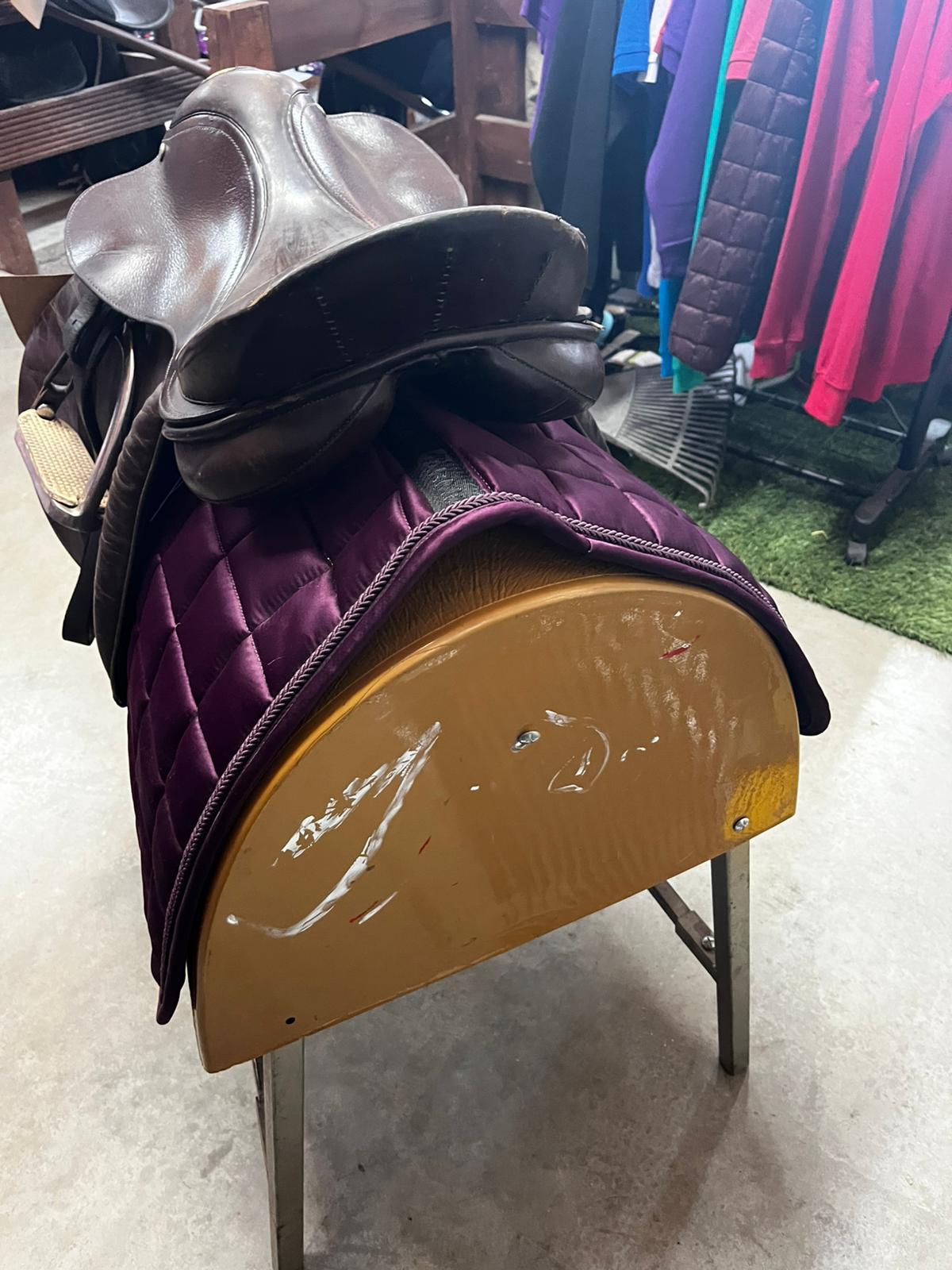 17” Antill English Saddle