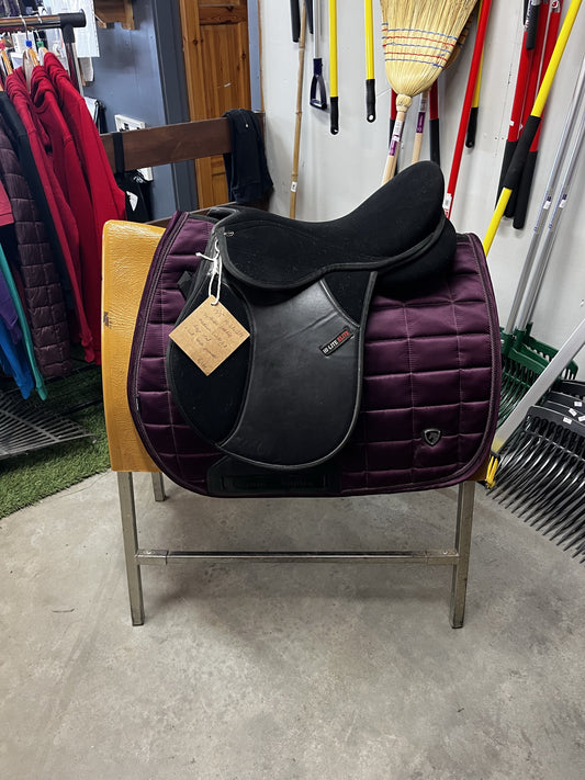 15.5” HI-LITE ELITE synthetic saddle